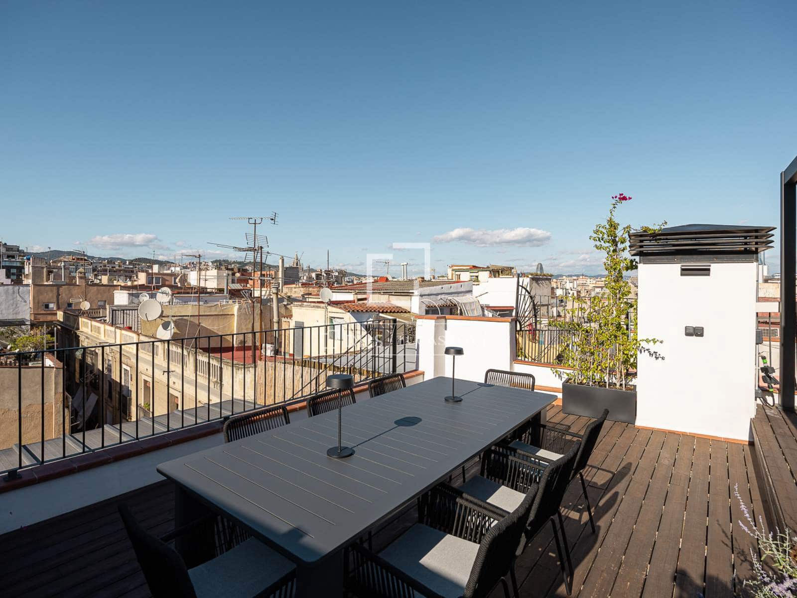 1 soverom Penthouse til salgs i Barcelona by - € 730 000 (Ref: 10172231)