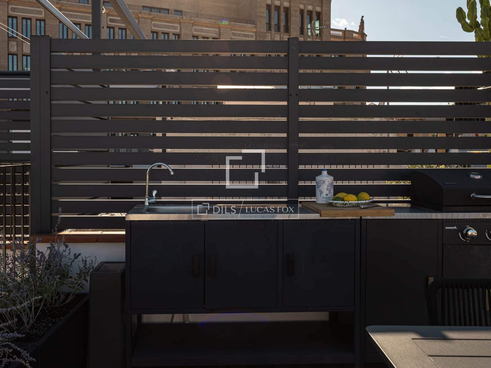 1 soverom Penthouse til salgs i Barcelona by - € 730 000 (Ref: 10172231)