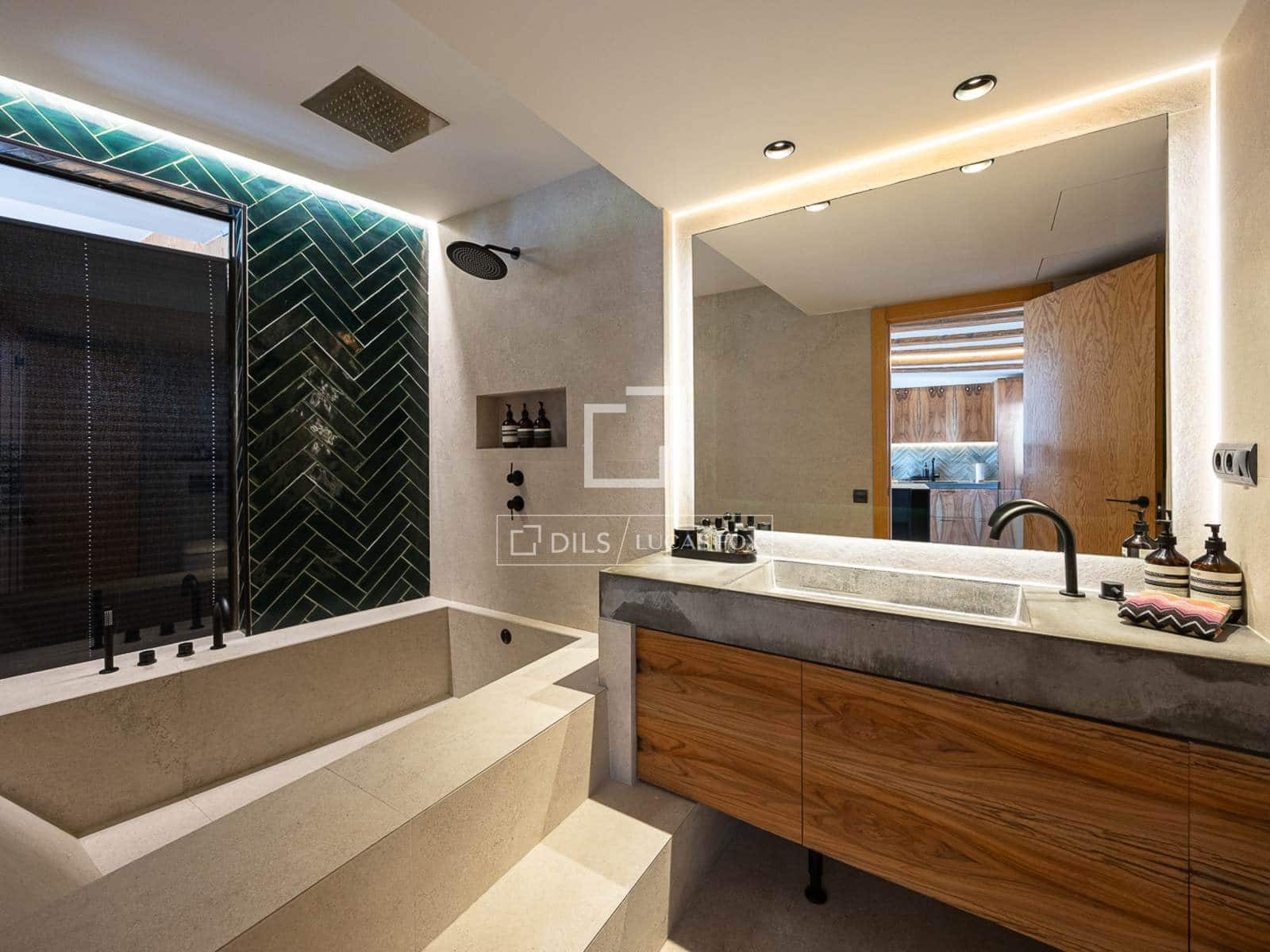 1 soverom Penthouse til salgs i Barcelona by - € 730 000 (Ref: 10172231)