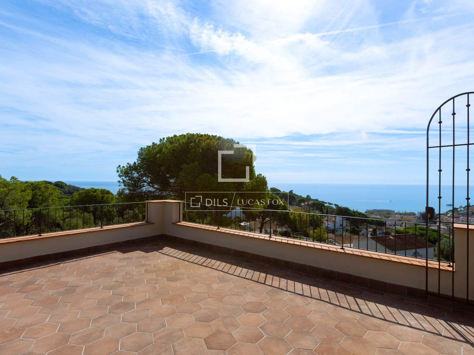 6 chambre Villa/Maison à vendre à Arenys de Mar avec piscine garage - 2 200 000 € (Ref: 10172232)