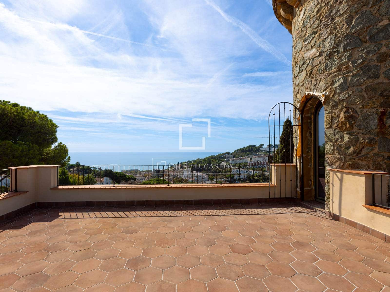 6 chambre Villa/Maison à vendre à Arenys de Mar avec piscine garage - 2 200 000 € (Ref: 10172232)