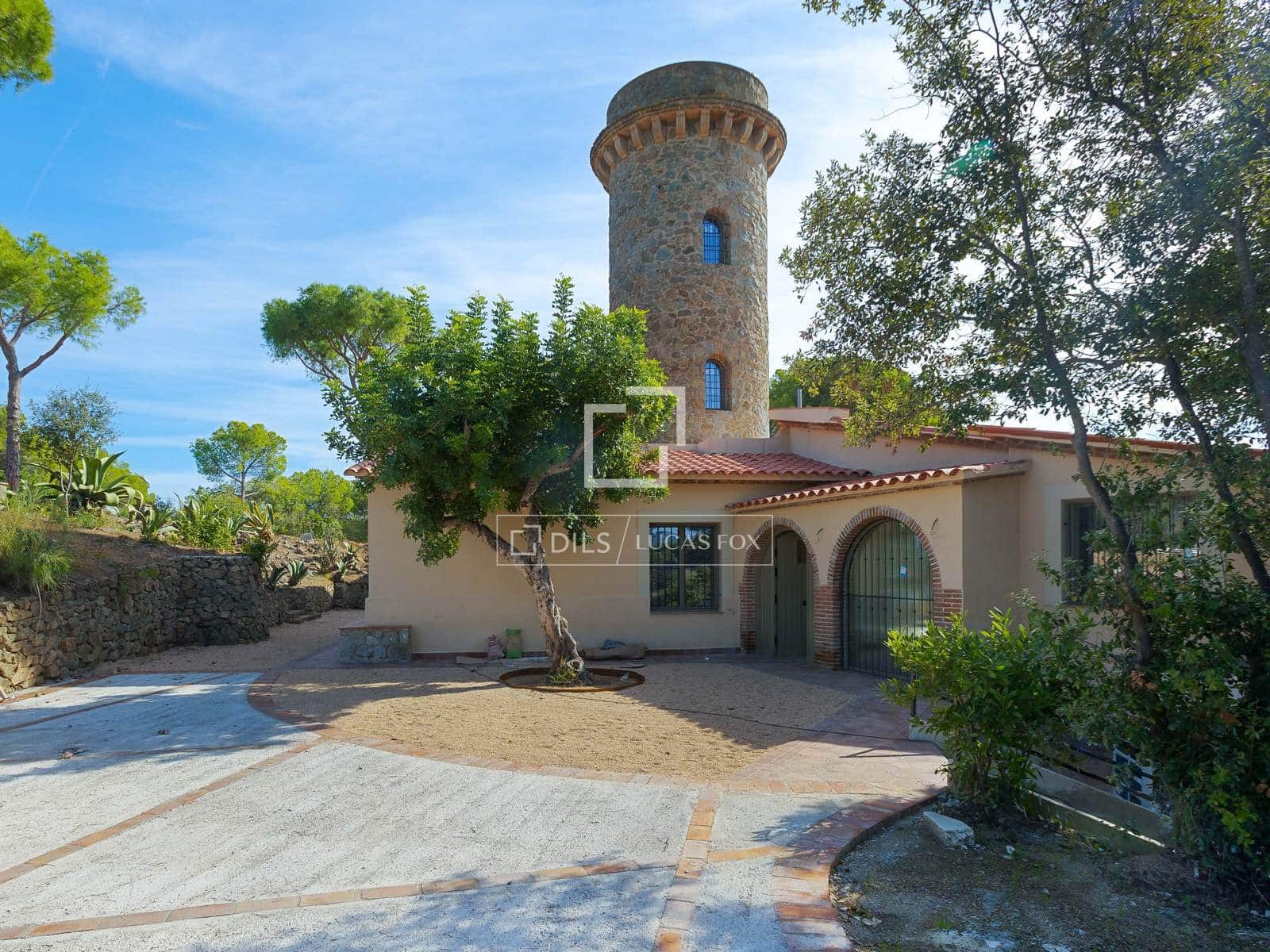 6 chambre Villa/Maison à vendre à Arenys de Mar avec piscine garage - 2 200 000 € (Ref: 10172232)