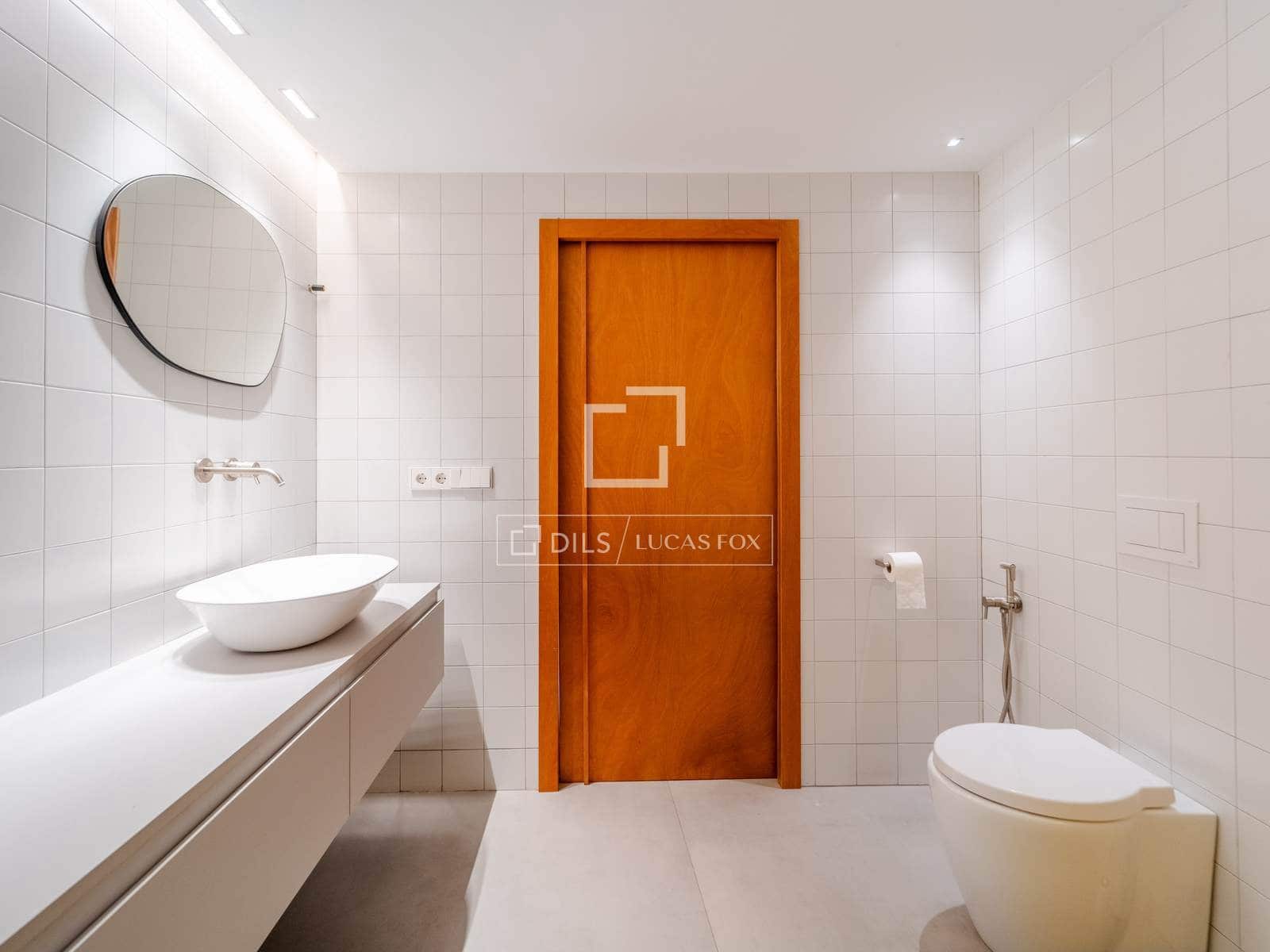 2 slaapkamer Appartement te huur in Valencia stad - € 2.300 (Ref: 10172916)