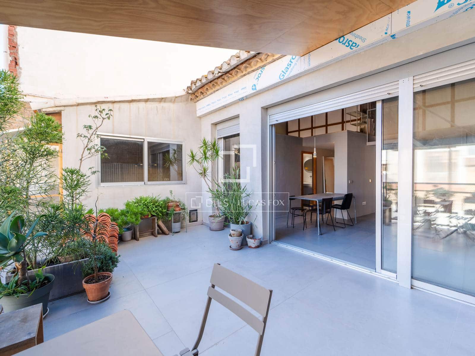 2 slaapkamer Appartement te huur in Valencia stad - € 2.300 (Ref: 10172916)