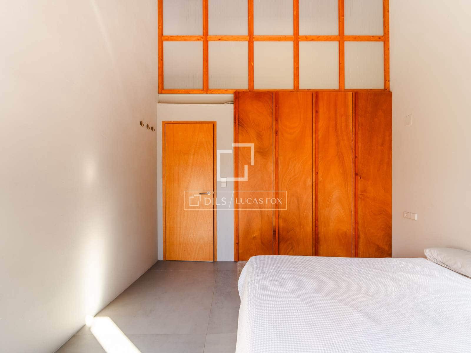 2 slaapkamer Appartement te huur in Valencia stad - € 2.300 (Ref: 10172916)
