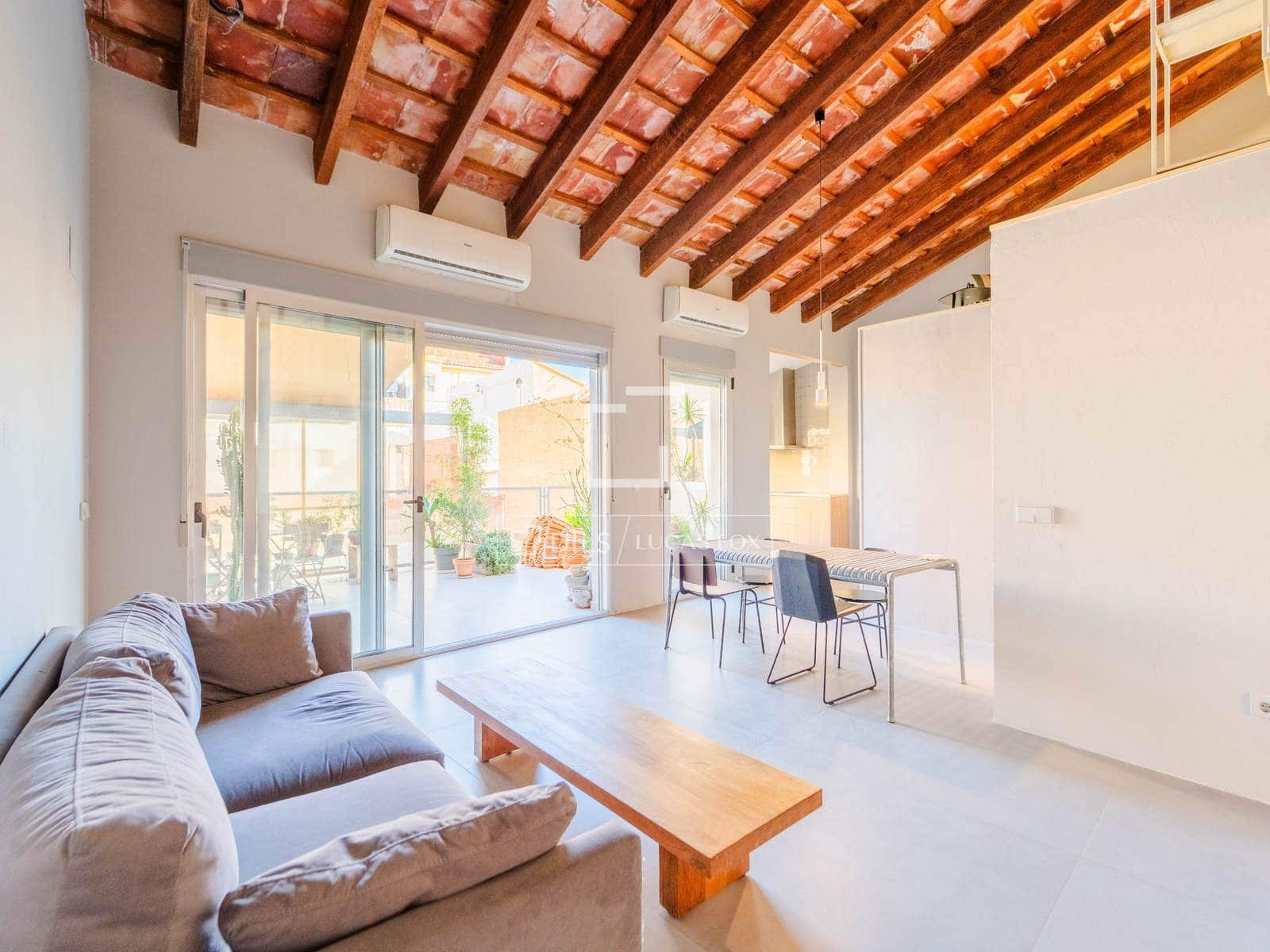 2 slaapkamer Appartement te huur in Valencia stad - € 2.300 (Ref: 10172916)