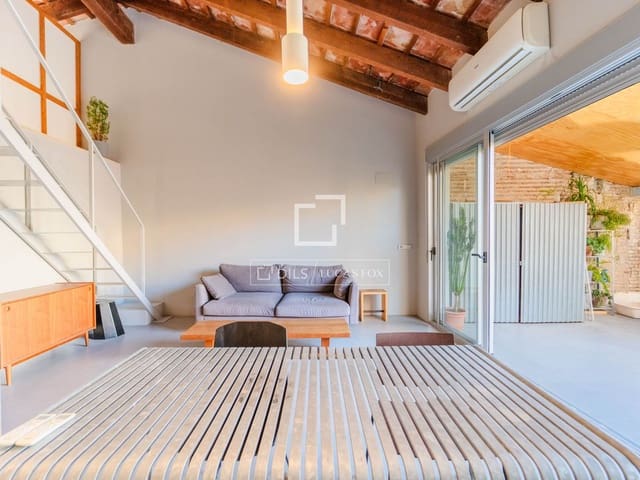 2 slaapkamer Appartement te huur in Valencia stad - € 2.300 (Ref: 10172916)