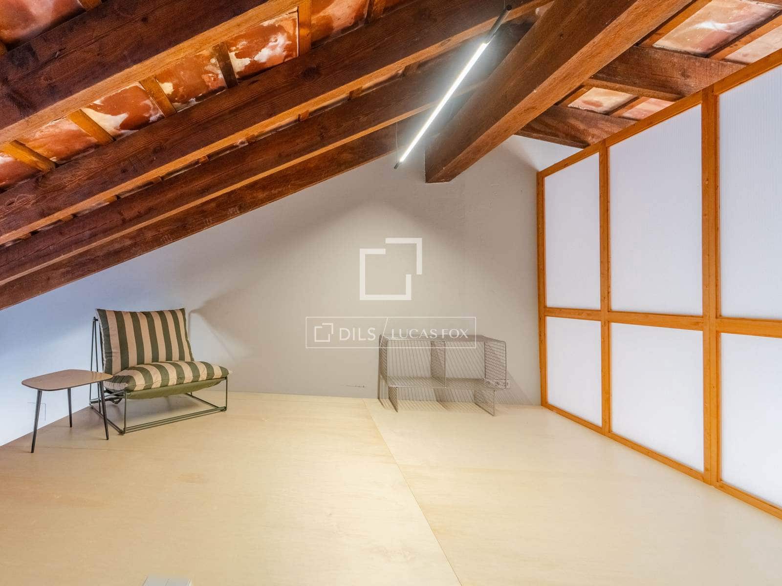 2 slaapkamer Appartement te huur in Valencia stad - € 2.300 (Ref: 10172916)