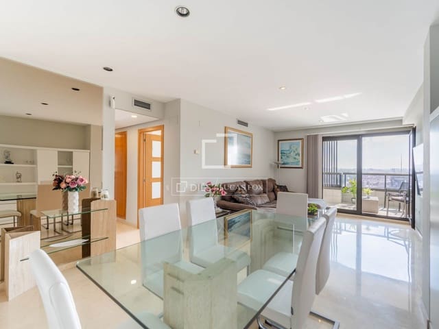 3 slaapkamer Appartement te huur in Valencia stad met zwembad garage - € 3.500 (Ref: 10172917)