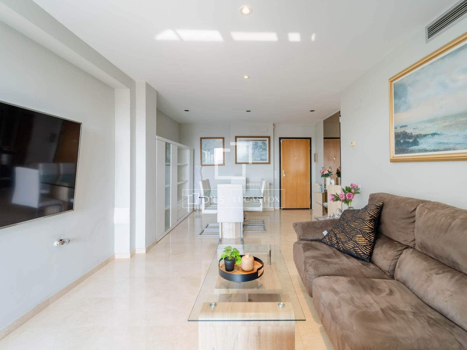 3 slaapkamer Appartement te huur in Valencia stad met zwembad garage - € 3.500 (Ref: 10172917)