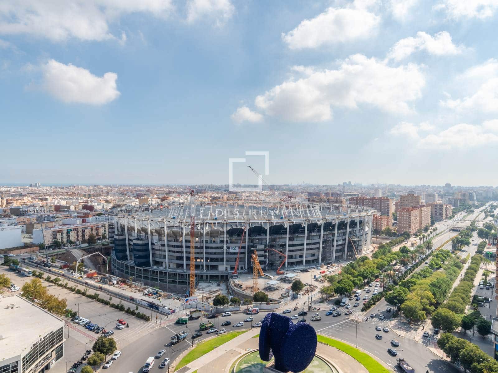 3 slaapkamer Appartement te huur in Valencia stad met zwembad garage - € 3.500 (Ref: 10172917)