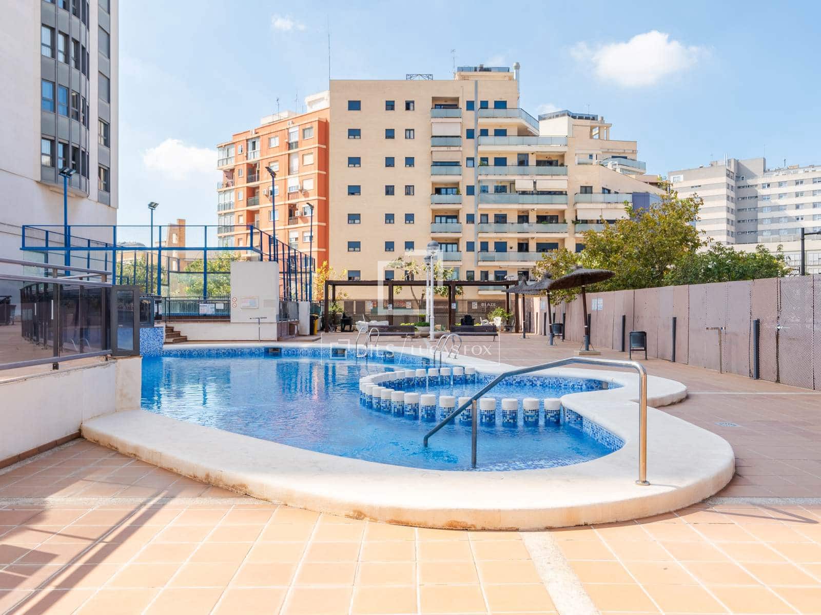 3 slaapkamer Appartement te huur in Valencia stad met zwembad garage - € 3.500 (Ref: 10172917)