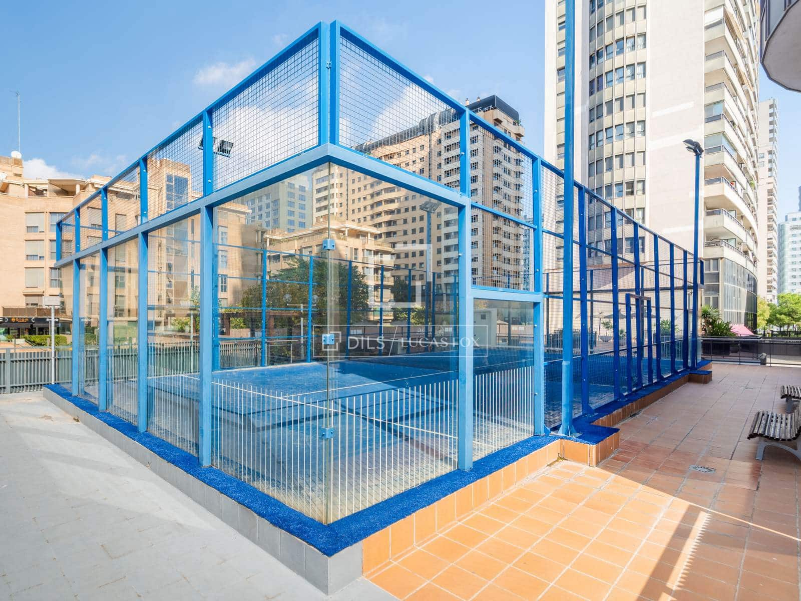 3 slaapkamer Appartement te huur in Valencia stad met zwembad garage - € 3.500 (Ref: 10172917)