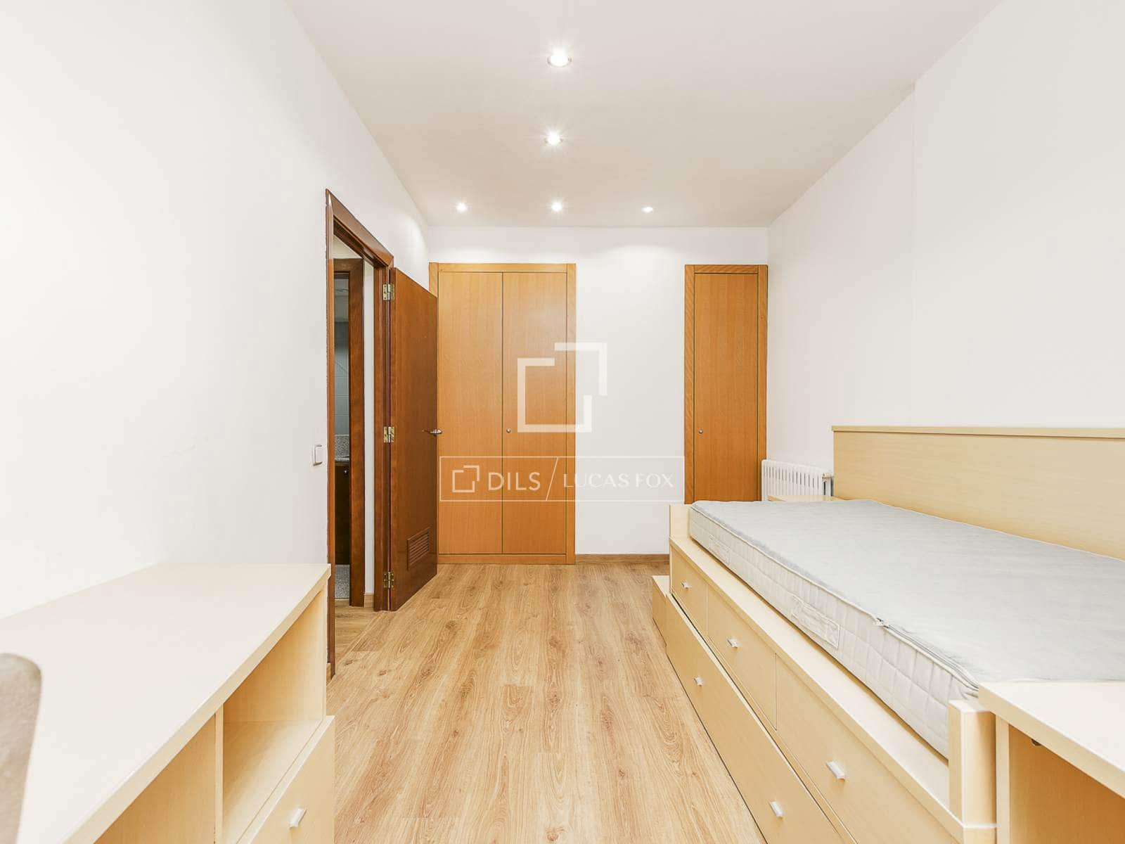 4 chambre Appartement à vendre à Barcelone ville avec garage - 995 000 € (Ref: 10174780)