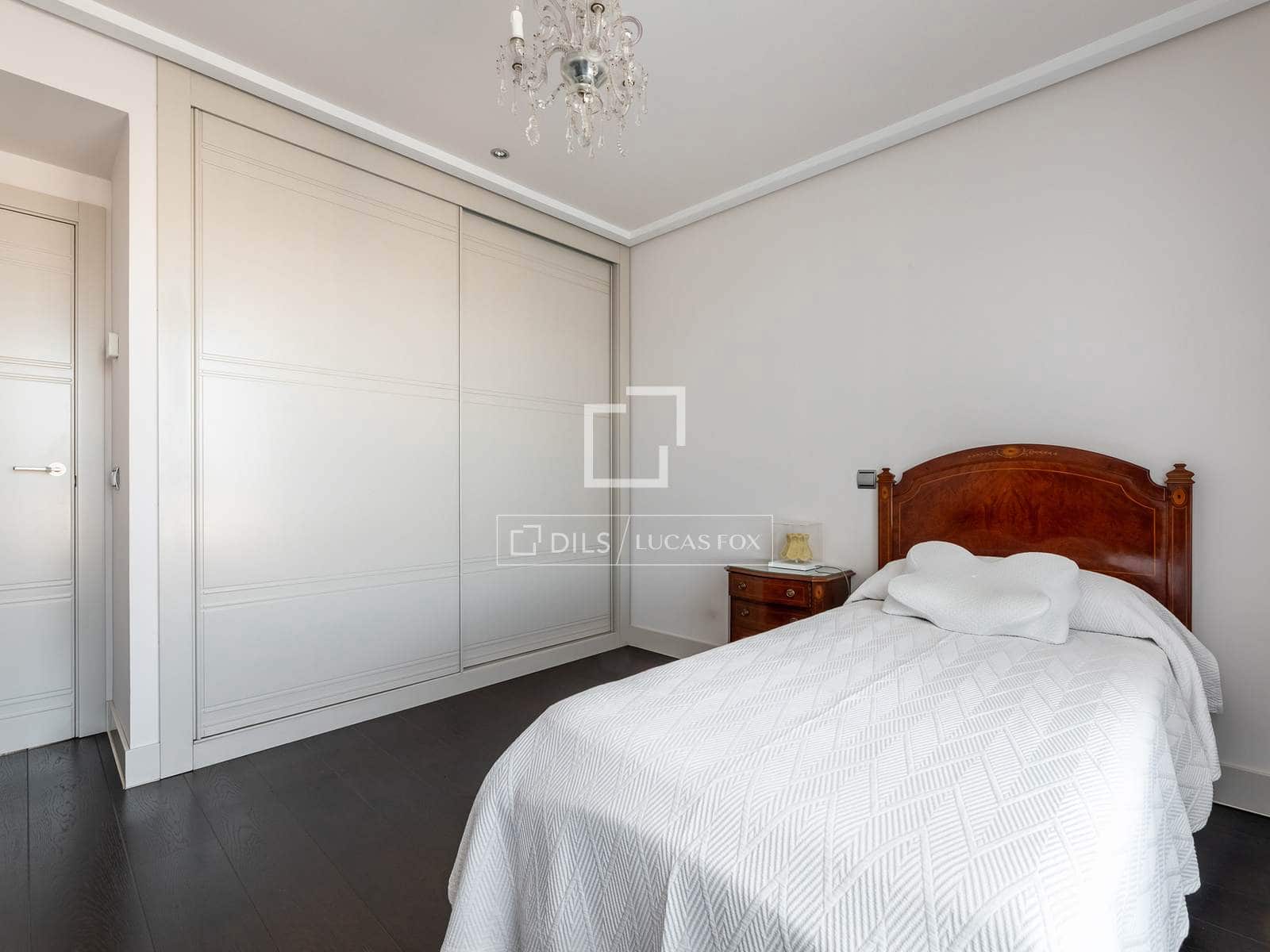 6 chambre Villa/Maison à vendre à Majadahonda avec piscine garage - 1 590 000 € (Ref: 10175451)