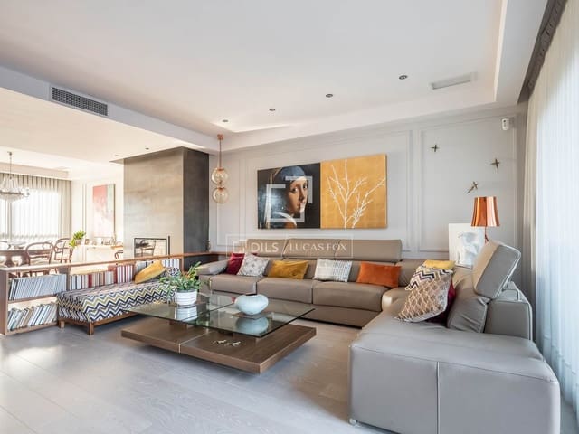 6 Zimmer Villa zu verkaufen in Majadahonda mit Pool Garage - 1.590.000 € (Ref: 10175451)