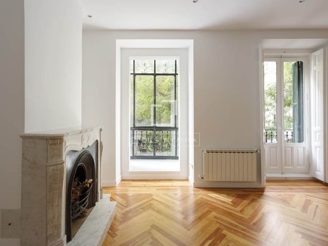 3 soveværelse Lejlighed til leje i Recoletos, Madrid by - € 5.000 (Ref: 10175452)