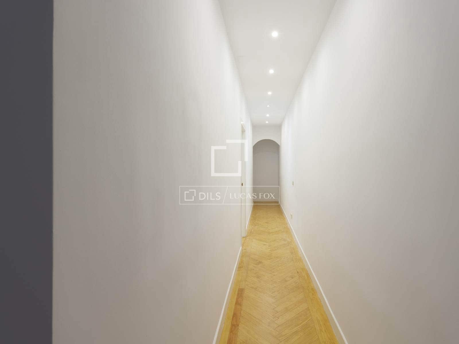 3 quarto Apartamento para arrendar em Madrid cidade - 5 000 € (Ref: 10175452)