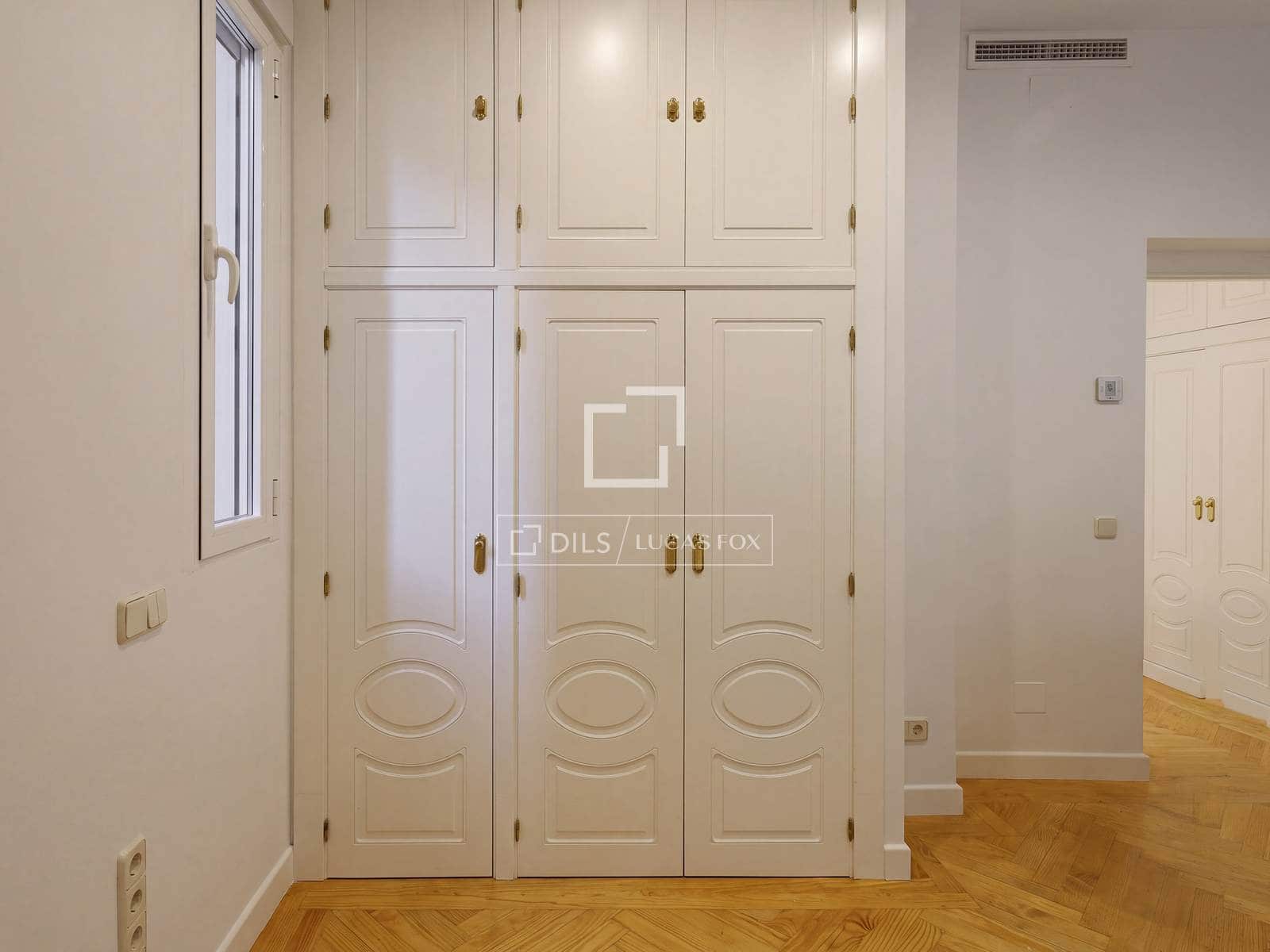 3 quarto Apartamento para arrendar em Madrid cidade - 5 000 € (Ref: 10175452)