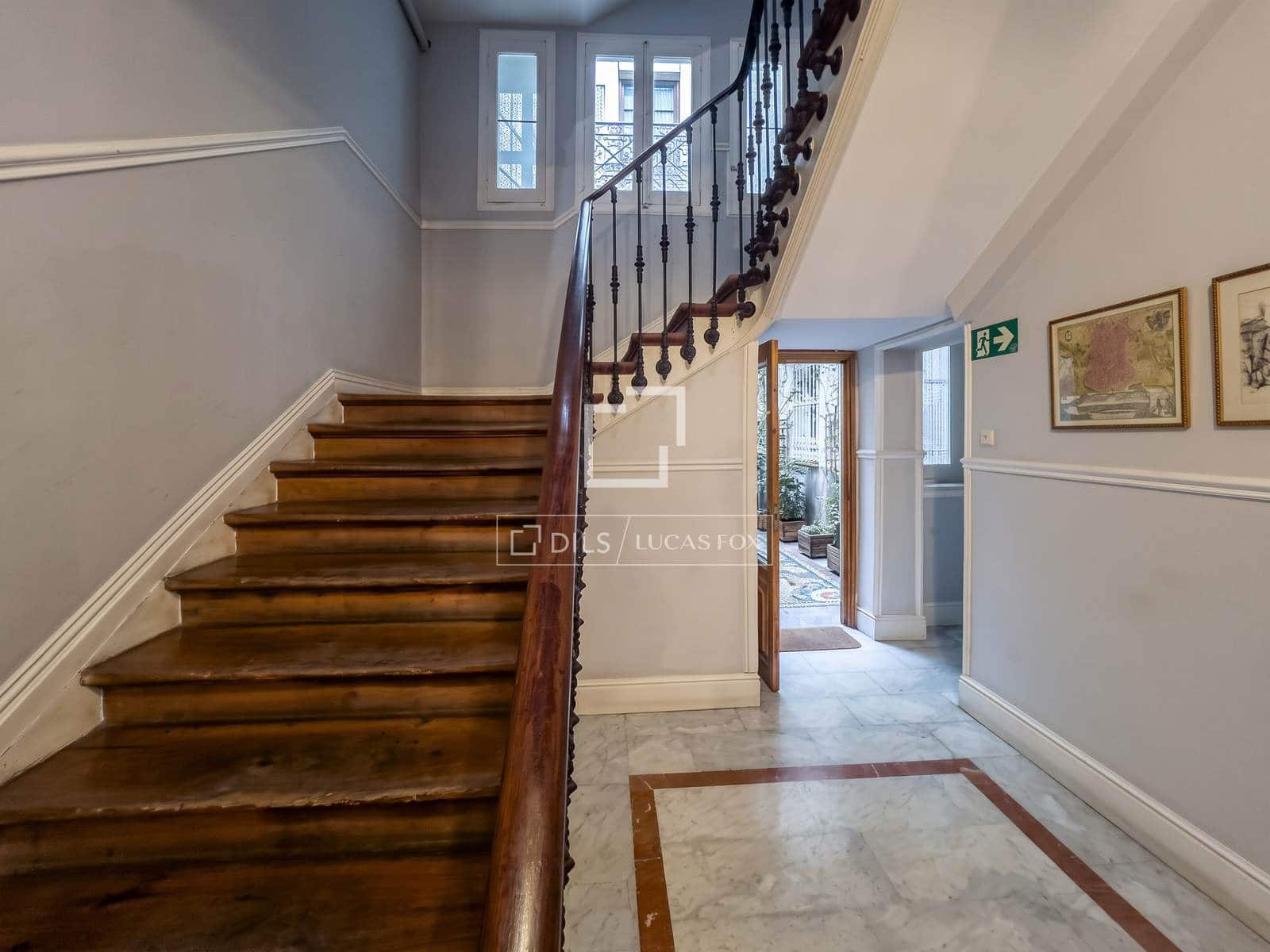 3 quarto Apartamento para arrendar em Madrid cidade - 5 000 € (Ref: 10175452)