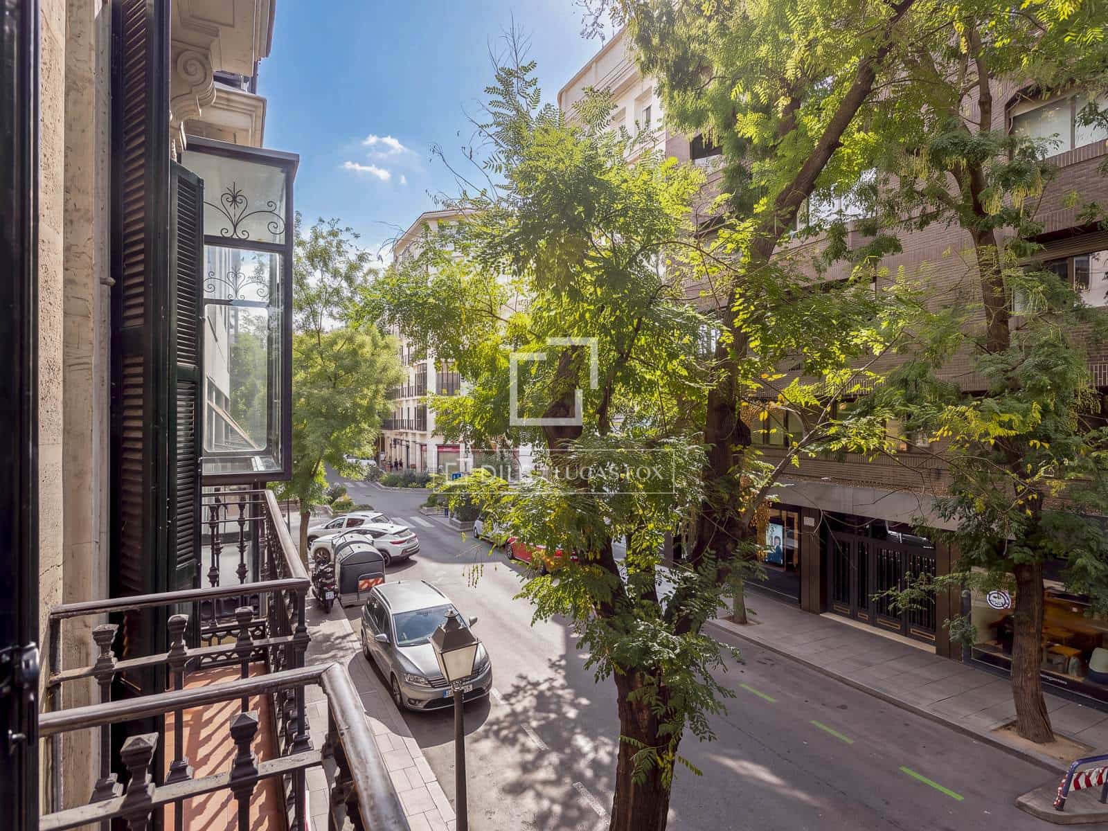 3 quarto Apartamento para arrendar em Madrid cidade - 5 000 € (Ref: 10175452)
