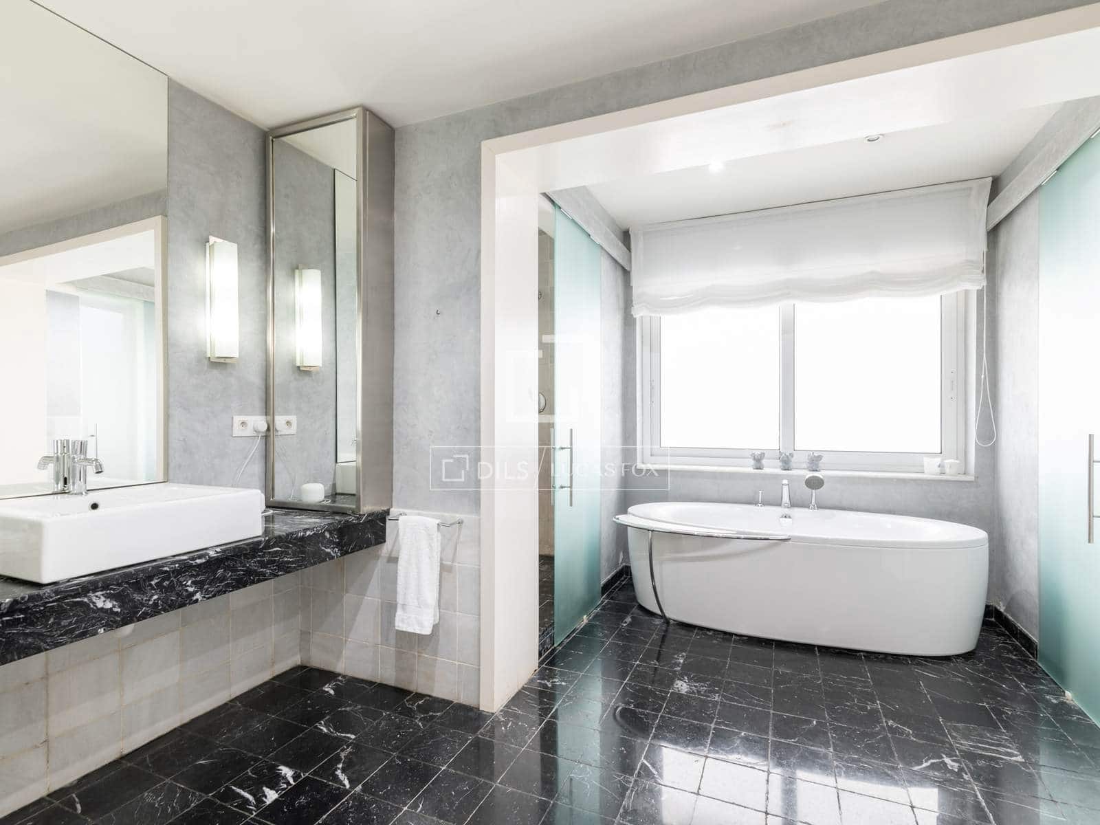Chalet de 5 habitaciones en Sant Cugat del Vallès en venta con piscina garaje - 3.095.000 € (Ref: 10175453)