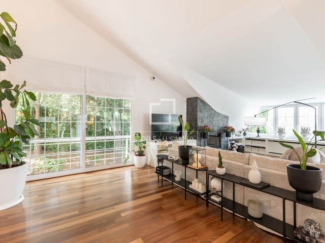 Chalet de 5 habitaciones en Sant Cugat del Vallès en venta con piscina garaje - 3.095.000 € (Ref: 10175453)