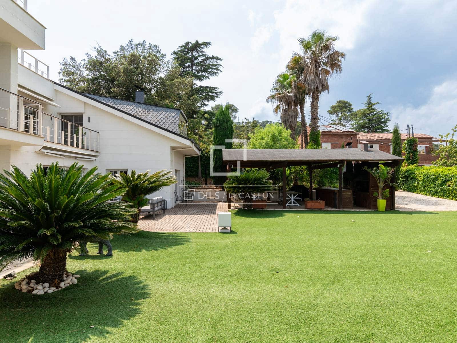 Chalet de 5 habitaciones en Sant Cugat del Vallès en venta con piscina garaje - 3.095.000 € (Ref: 10175453)