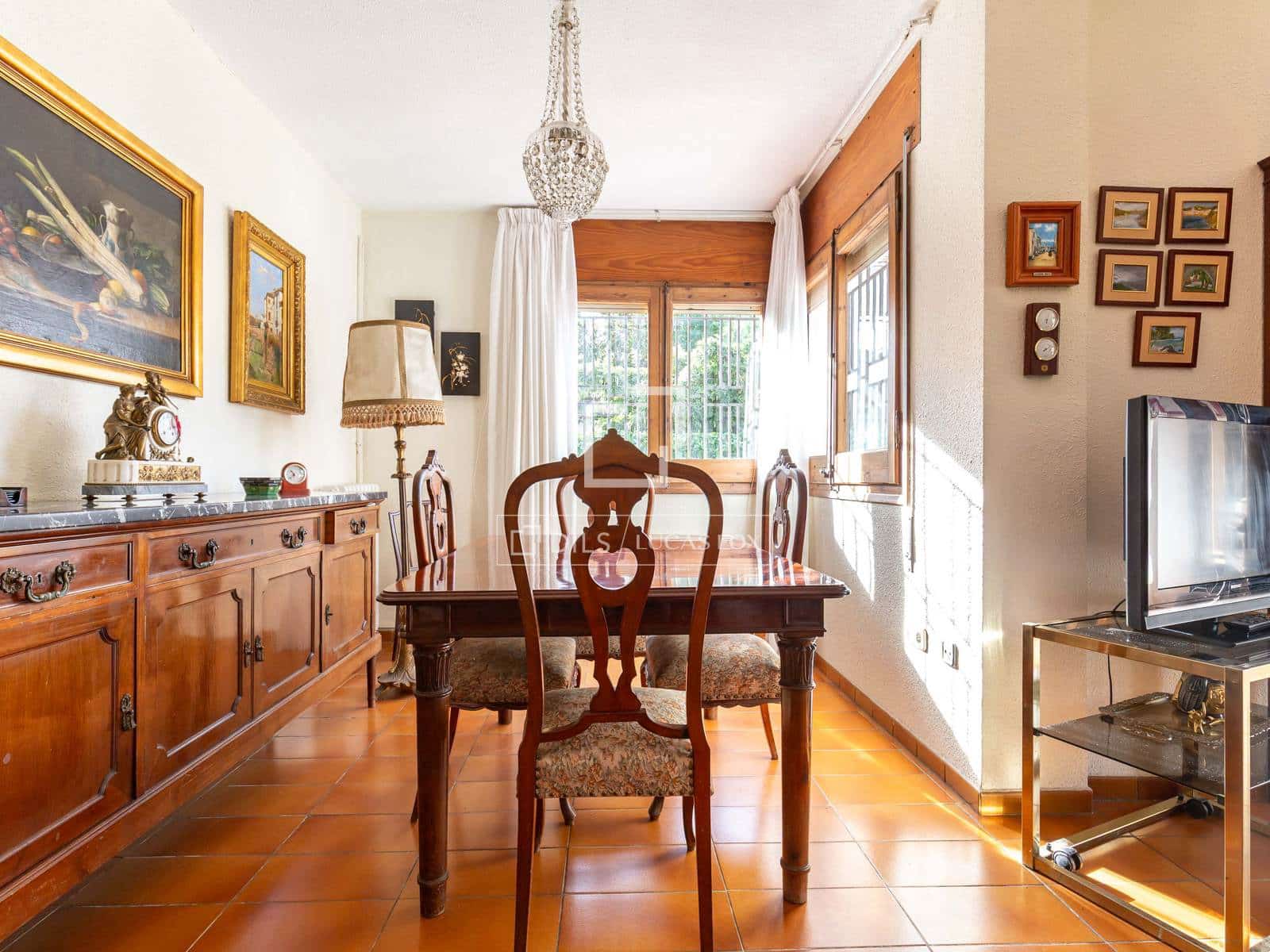 5 soverom Villa til salgs i Sant Just Desvern med garasje - € 1 375 000 (Ref: 10175597)