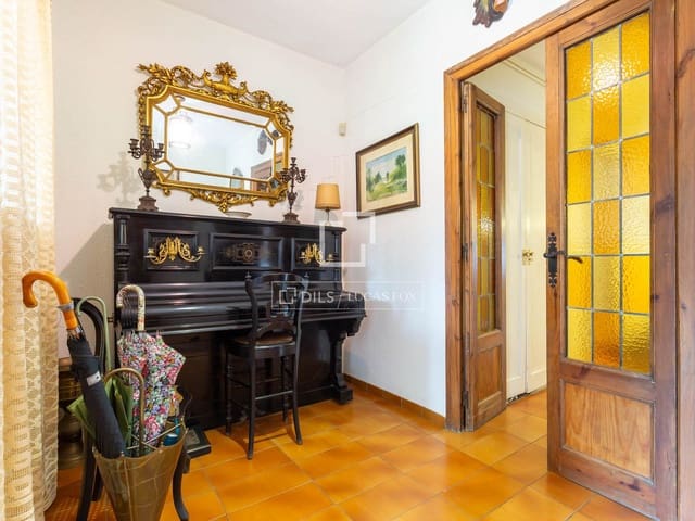 5 soverom Villa til salgs i Sant Just Desvern med garasje - € 1 375 000 (Ref: 10175597)