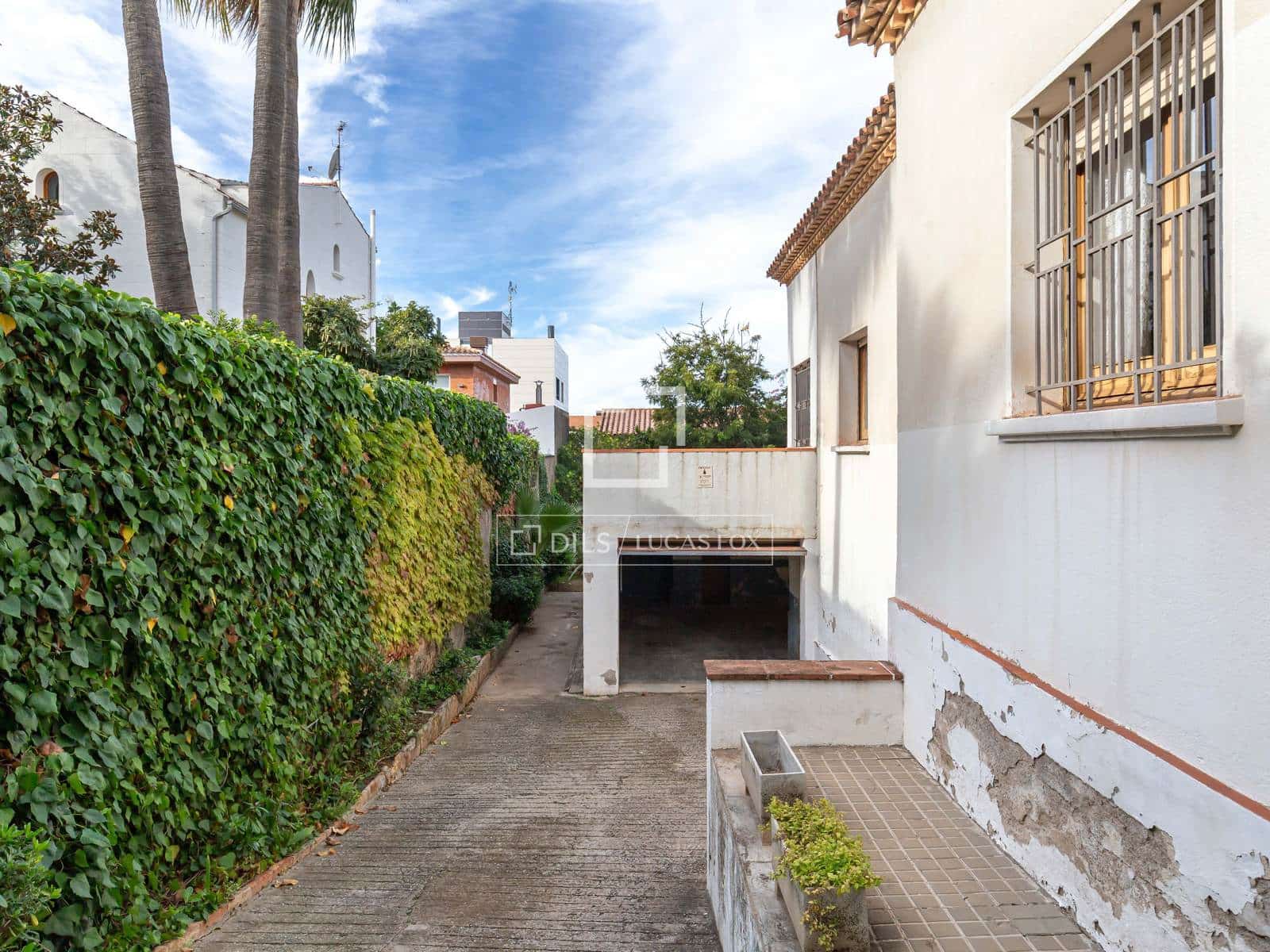 5 soverom Villa til salgs i Sant Just Desvern med garasje - € 1 375 000 (Ref: 10175597)