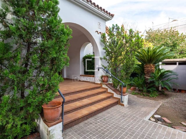 5 soverom Villa til salgs i Sant Just Desvern med garasje - € 1 375 000 (Ref: 10175597)