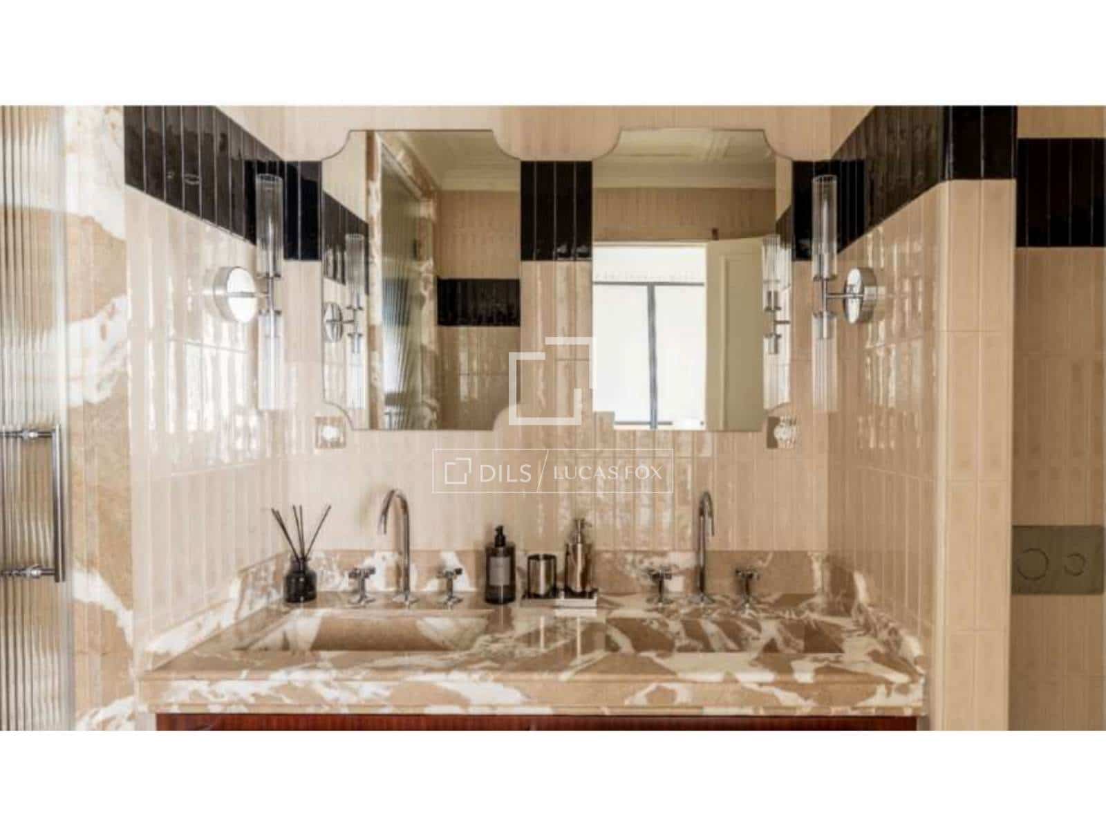 Apartamento de 3 habitaciones en Madrid ciudad en venta - 2.950.000 € (Ref: 10175599)