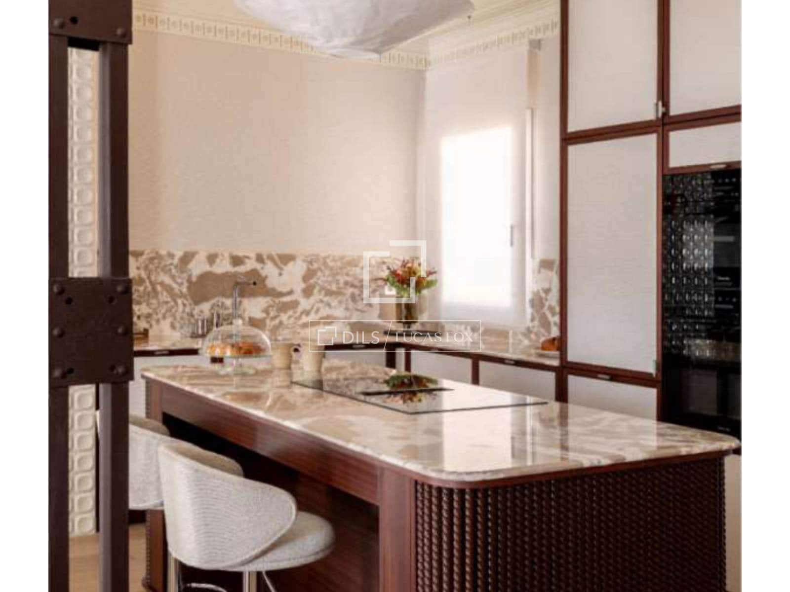 Apartamento de 3 habitaciones en Madrid ciudad en venta - 2.950.000 € (Ref: 10175599)