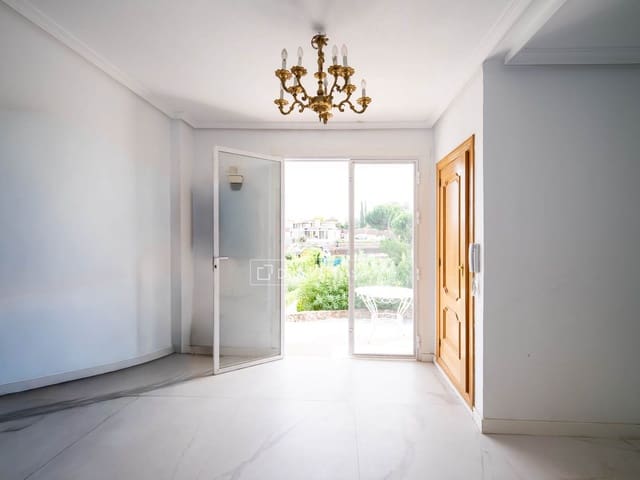7 Zimmer Villa zu vermieten in San Sebastián de los Reyes mit Pool Garage - 7.000 € (Ref: 10175722)