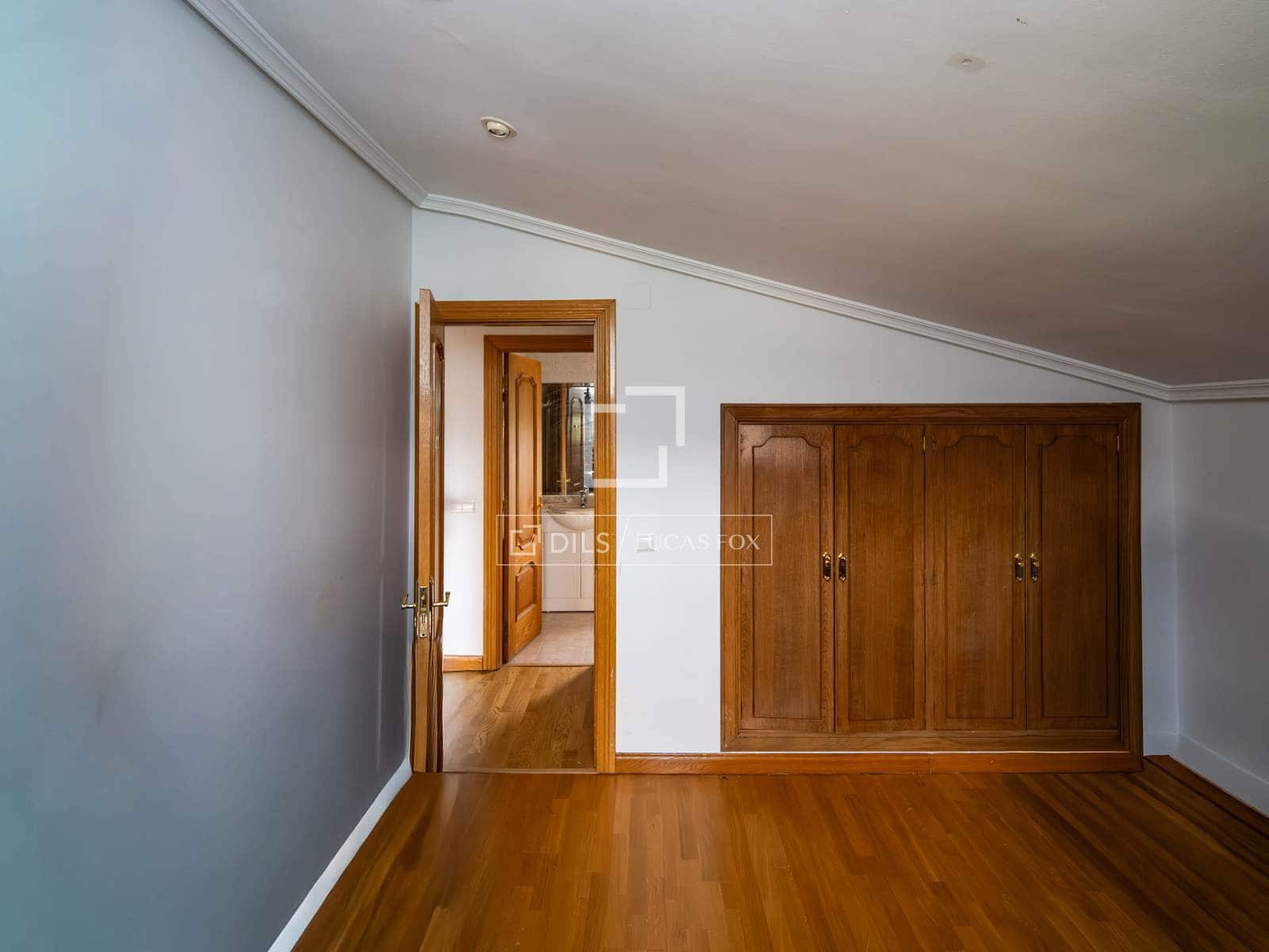 7 Zimmer Villa zu vermieten in San Sebastian de los Reyes mit Pool Garage - 7.000 € (Ref: 10175722)
