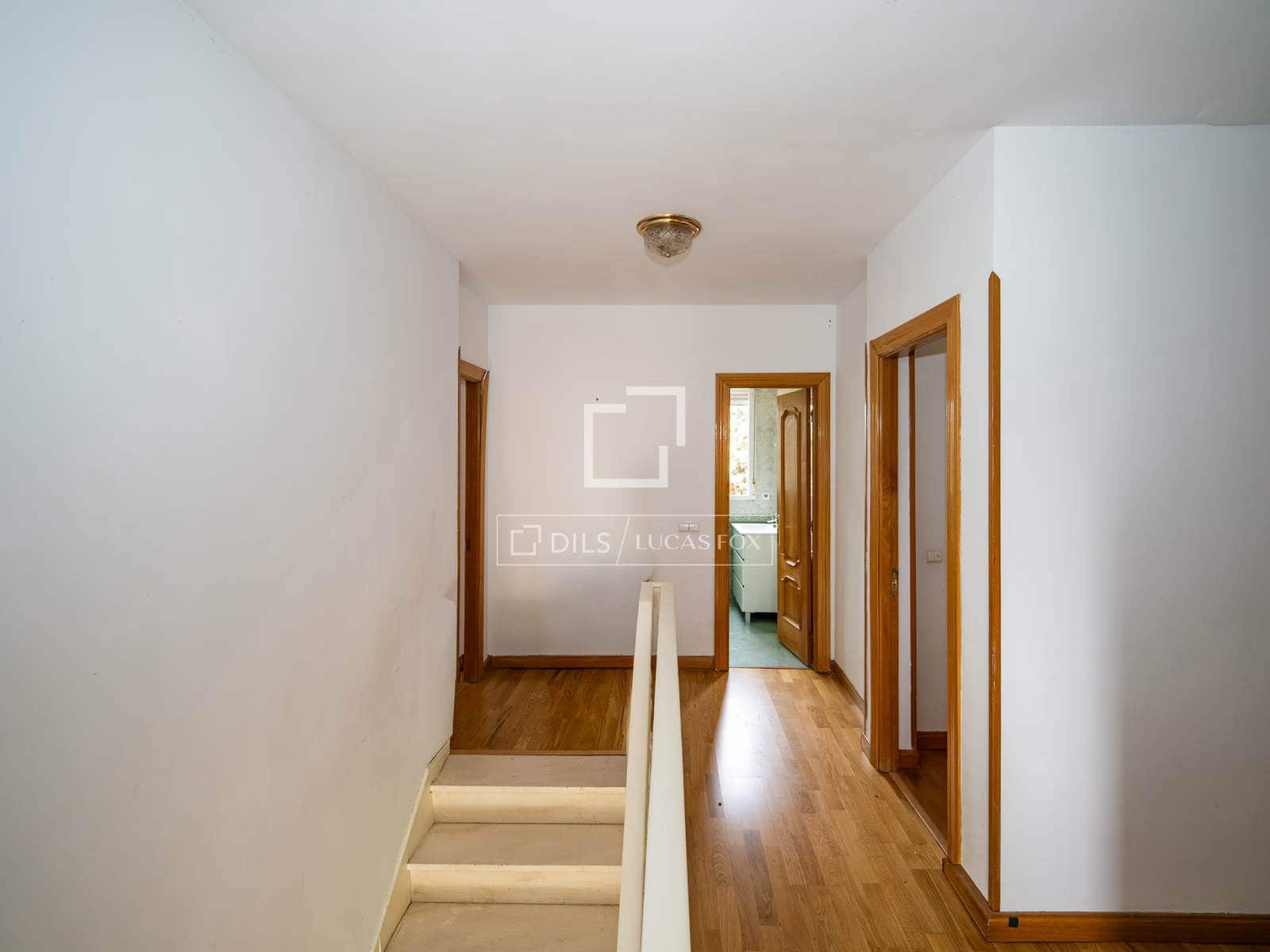 7 Zimmer Villa zu vermieten in San Sebastian de los Reyes mit Pool Garage - 7.000 € (Ref: 10175722)