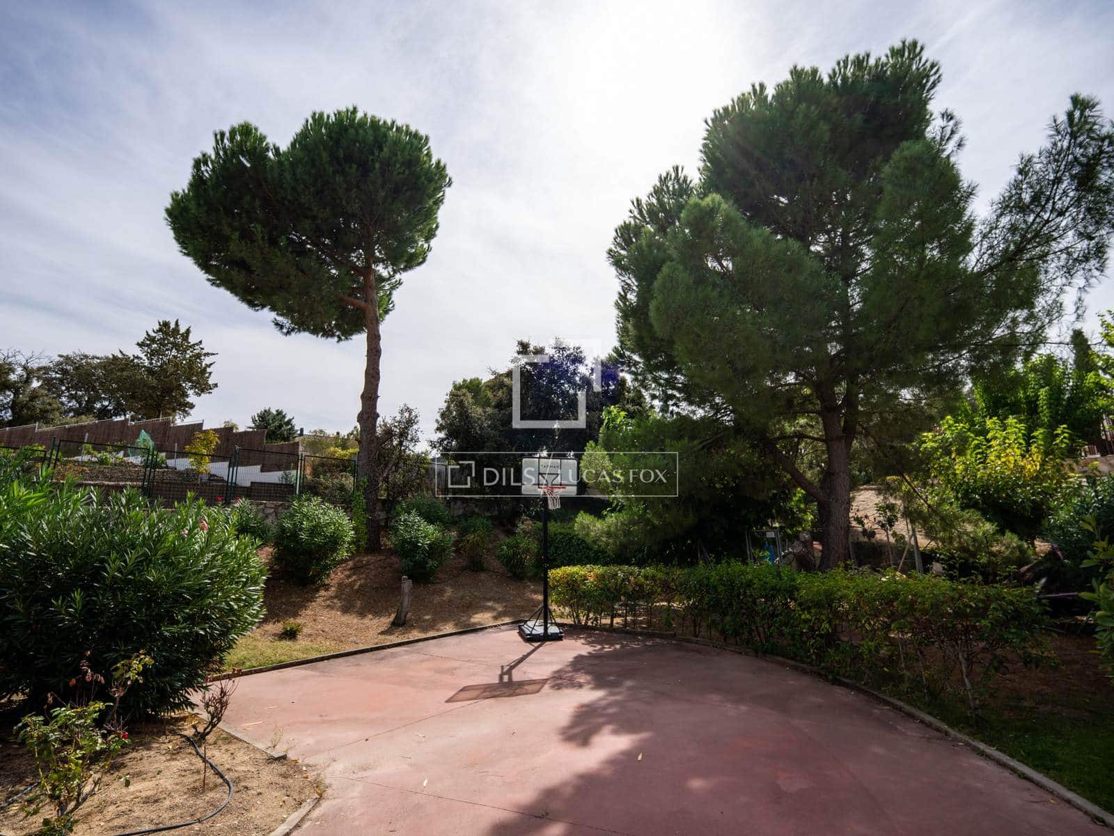 7 Zimmer Villa zu vermieten in San Sebastian de los Reyes mit Pool Garage - 7.000 € (Ref: 10175722)