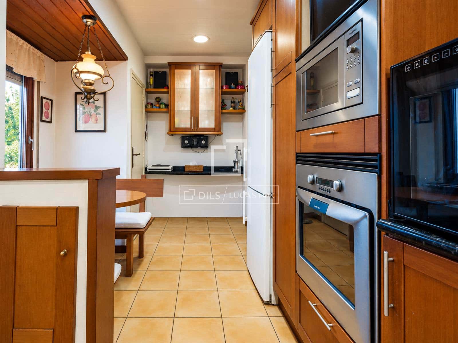 4 sypialnia Willa na sprzedaż w Castelldefels z basenem garażem - 1 525 000 € (Ref: 10175898)