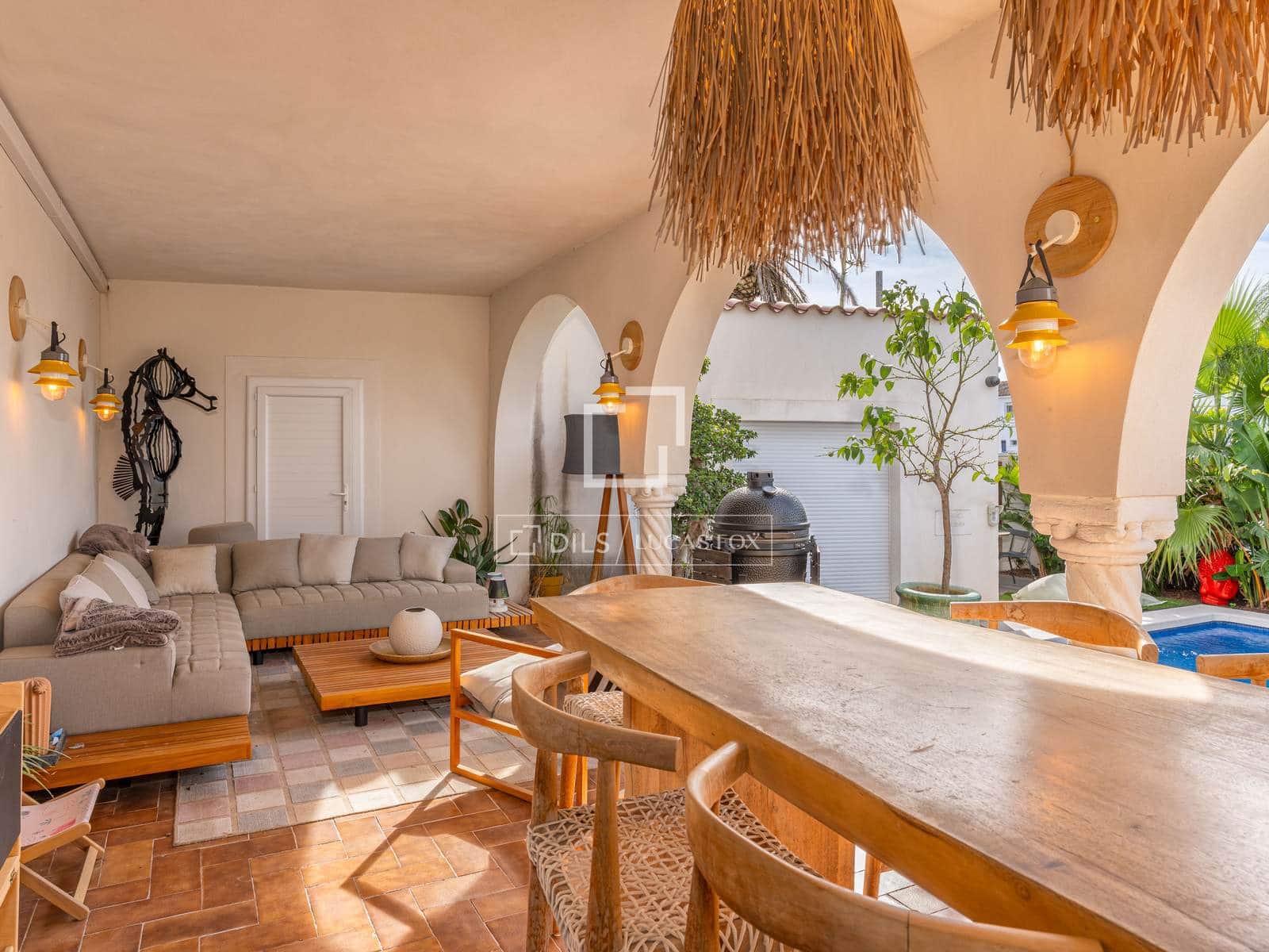 3 Zimmer Villa zu verkaufen in Empuriabrava mit Pool Garage - 1.299.000 € (Ref: 10175900)