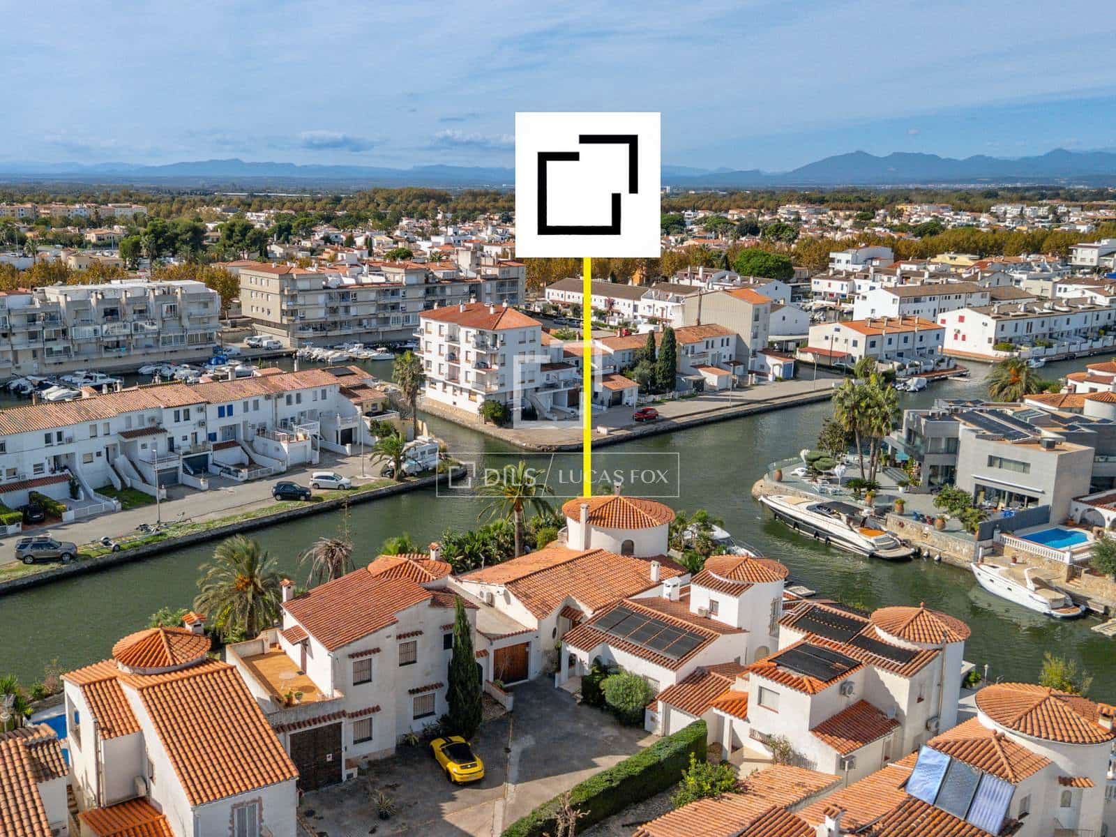 3 Zimmer Villa zu verkaufen in Empuriabrava mit Pool Garage - 1.299.000 € (Ref: 10175900)