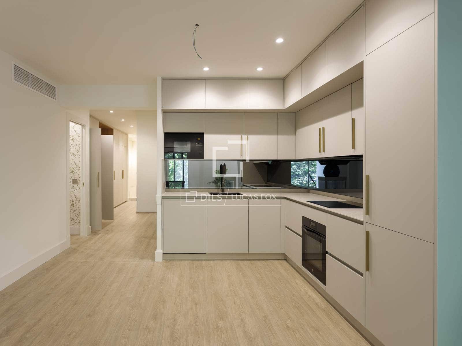 3 bedroom Apartment for sale in Madrid city - € 1,450,000 (Ref: 10175901)
