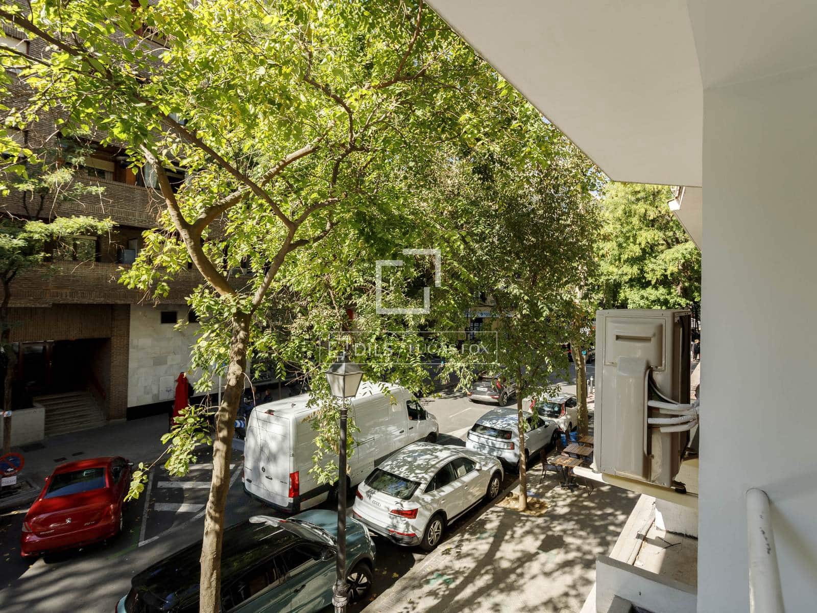 3 bedroom Apartment for sale in Madrid city - € 1,450,000 (Ref: 10175901)