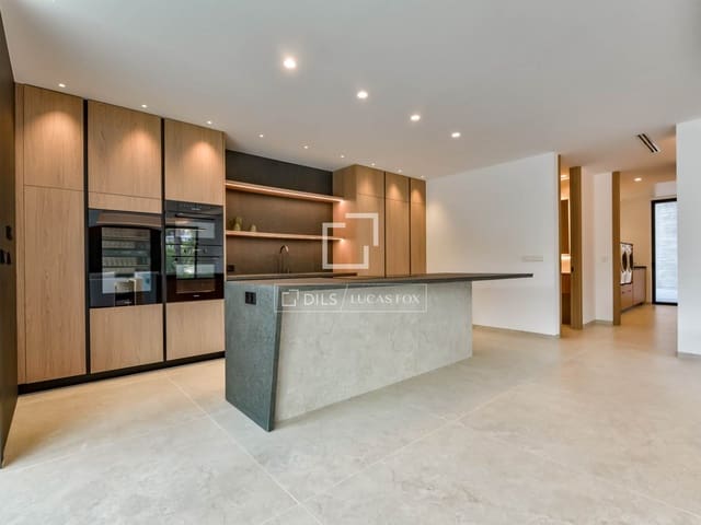 4 soveværelse Villa til salg i Altea med swimmingpool garage - € 2.345.000 (Ref: 10176012)