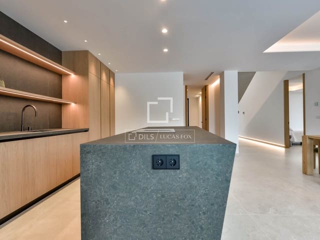 4 soveværelse Villa til salg i Altea med swimmingpool garage - € 2.345.000 (Ref: 10176012)