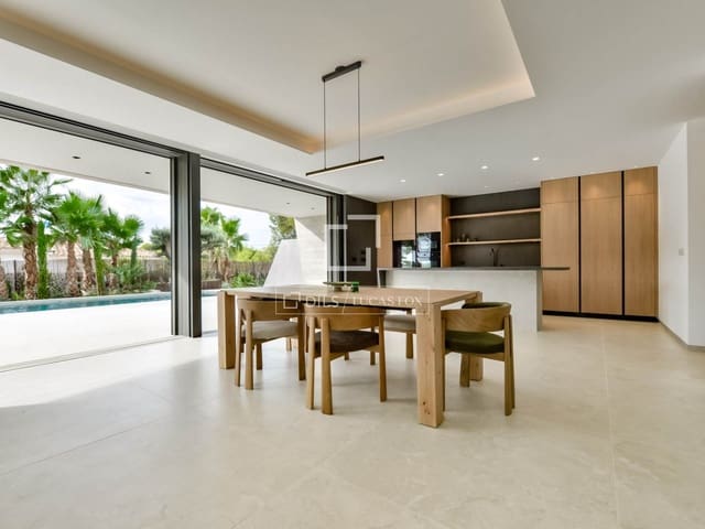4 soveværelse Villa til salg i Altea med swimmingpool garage - € 2.345.000 (Ref: 10176012)