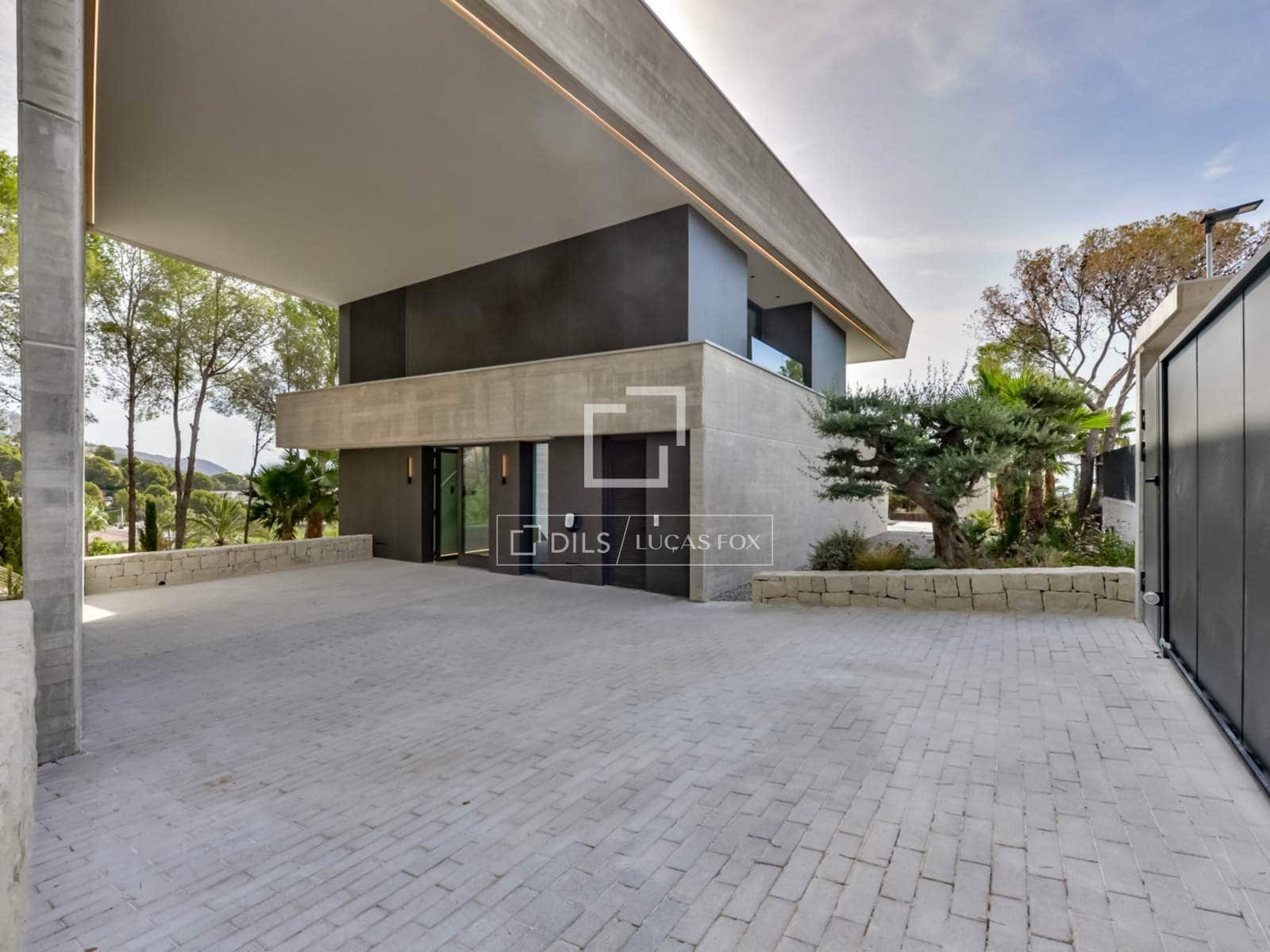 4 soveværelse Villa til salg i Altea med swimmingpool garage - € 2.345.000 (Ref: 10176012)