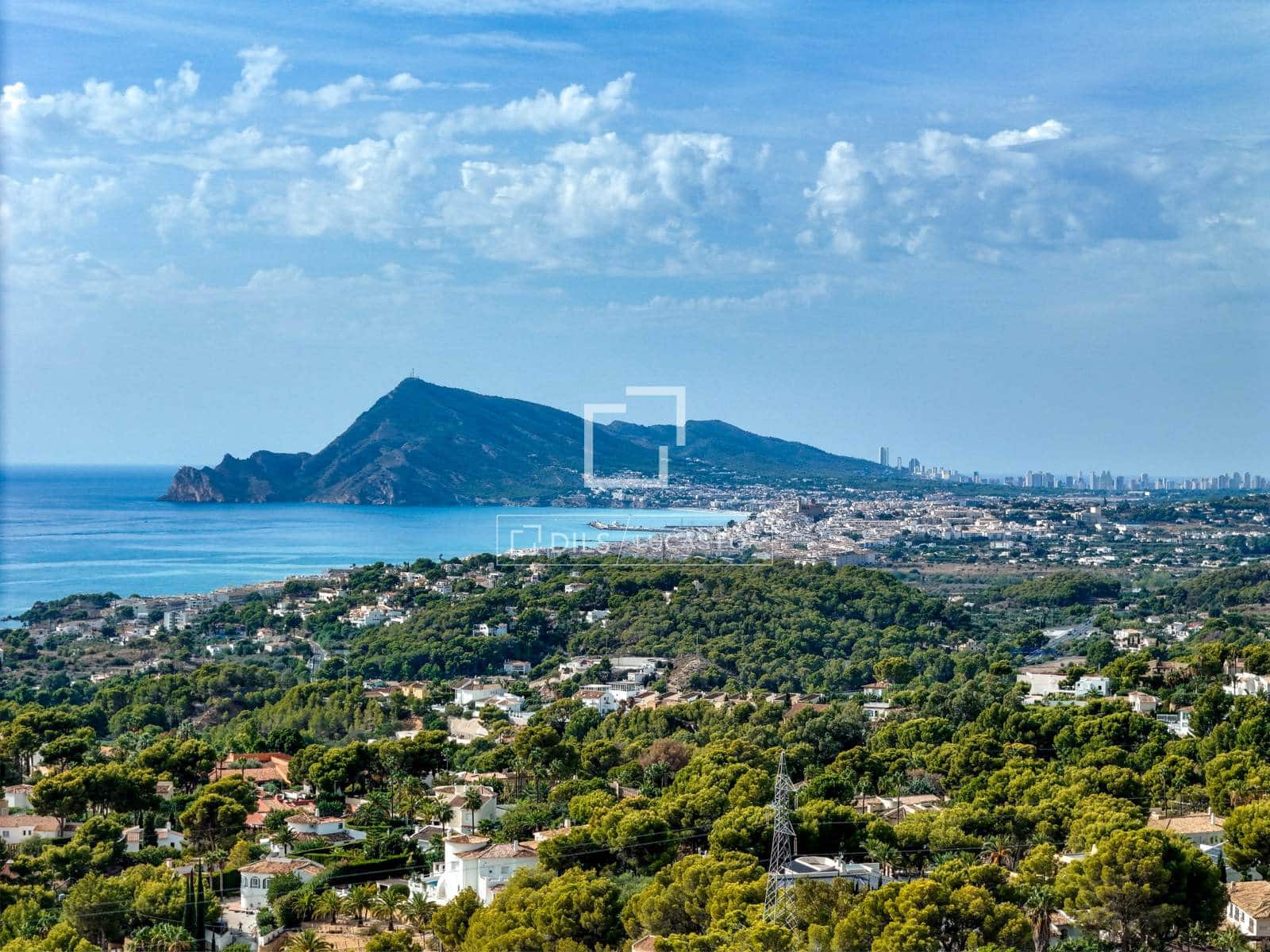 4 soveværelse Villa til salg i Altea med swimmingpool garage - € 2.345.000 (Ref: 10176012)