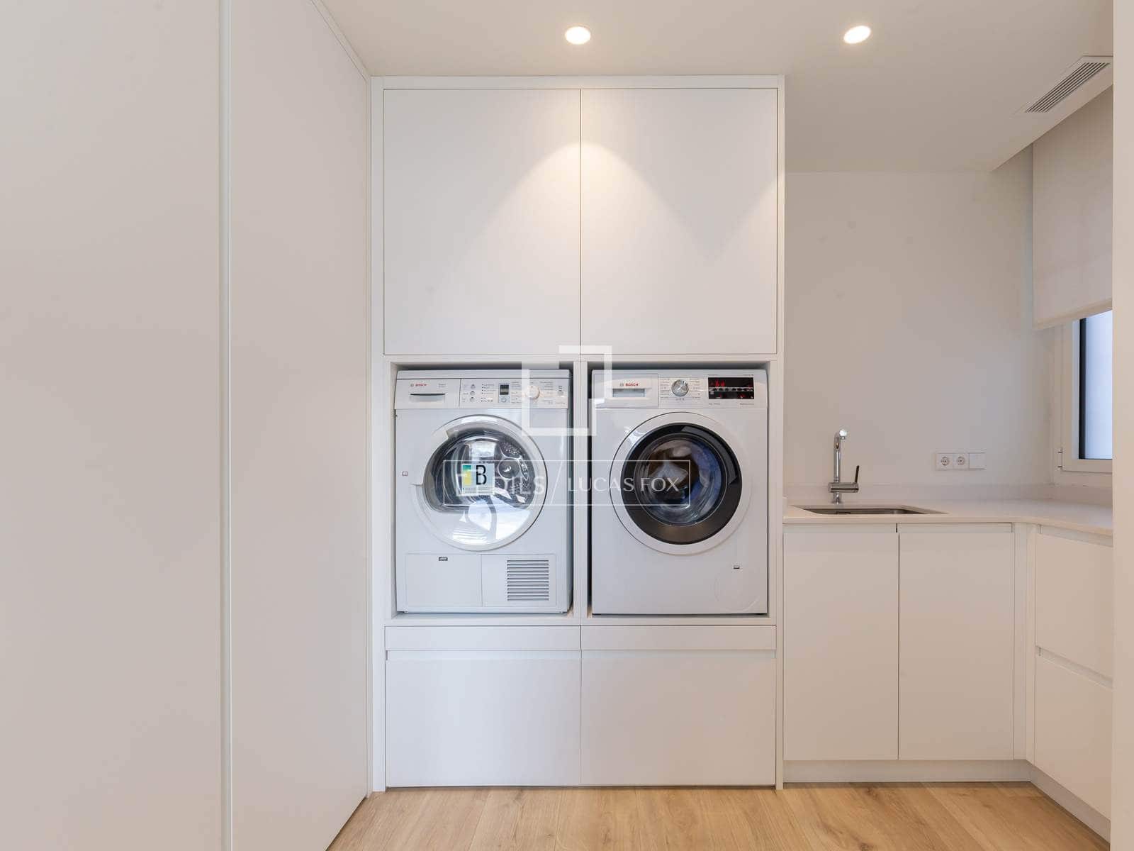 4 soveværelse Villa til salg i Esplugues de Llobregat med garage - € 2.340.000 (Ref: 10177436)
