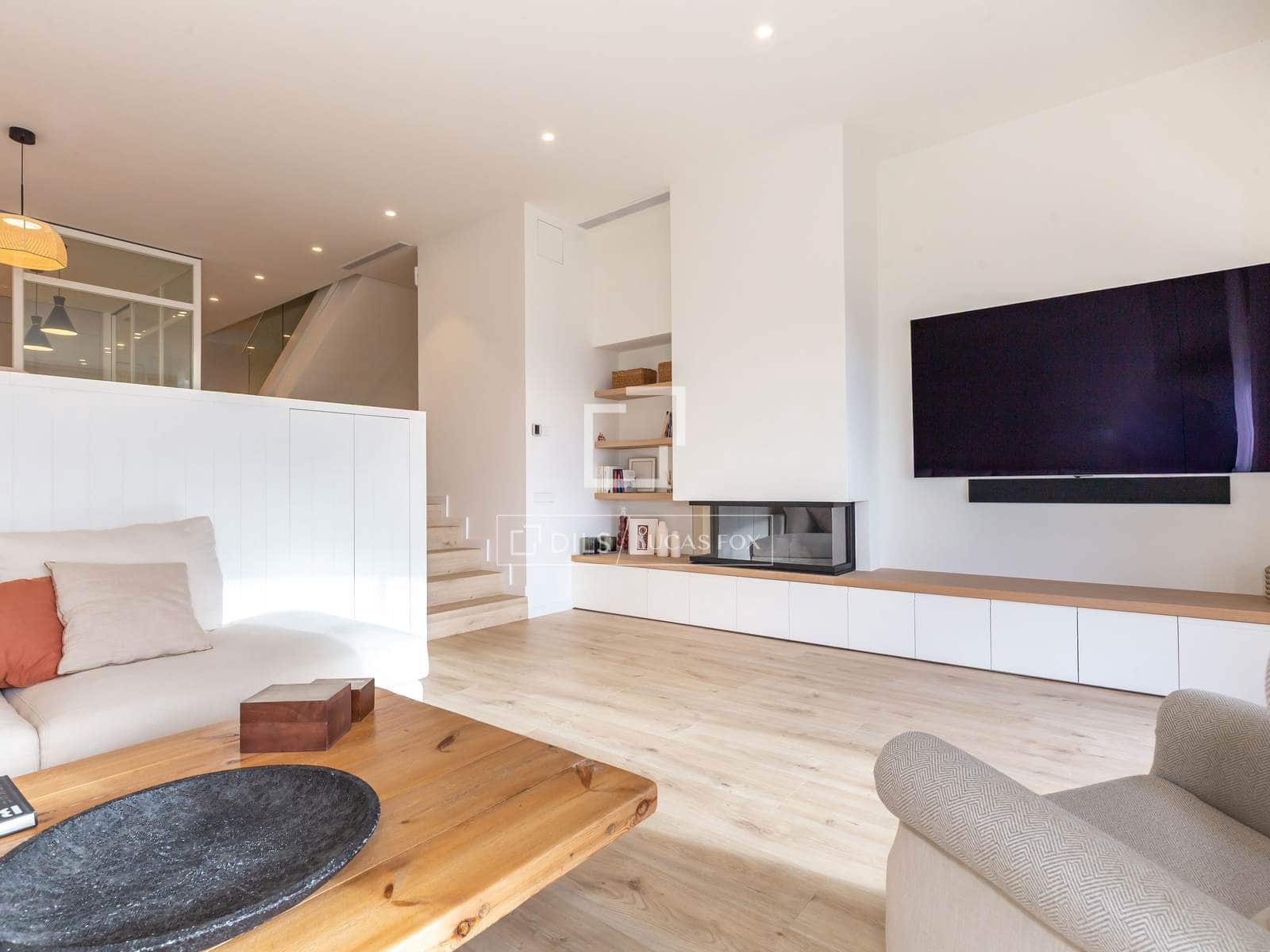 4 soveværelse Villa til salg i Esplugues de Llobregat med garage - € 2.340.000 (Ref: 10177436)